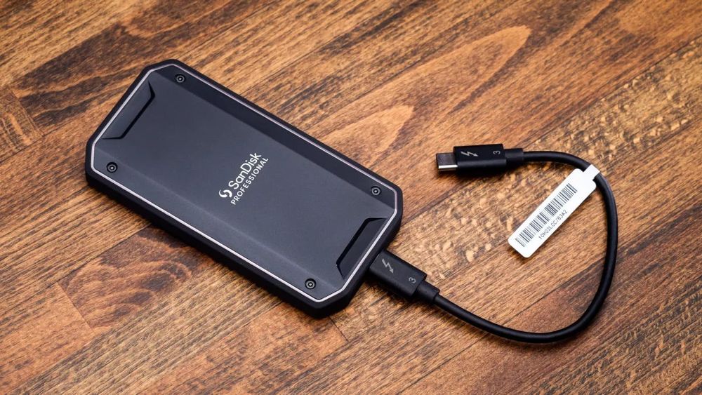 SanDisk professional G40 Pro 2tb thunderbolt SSD extern