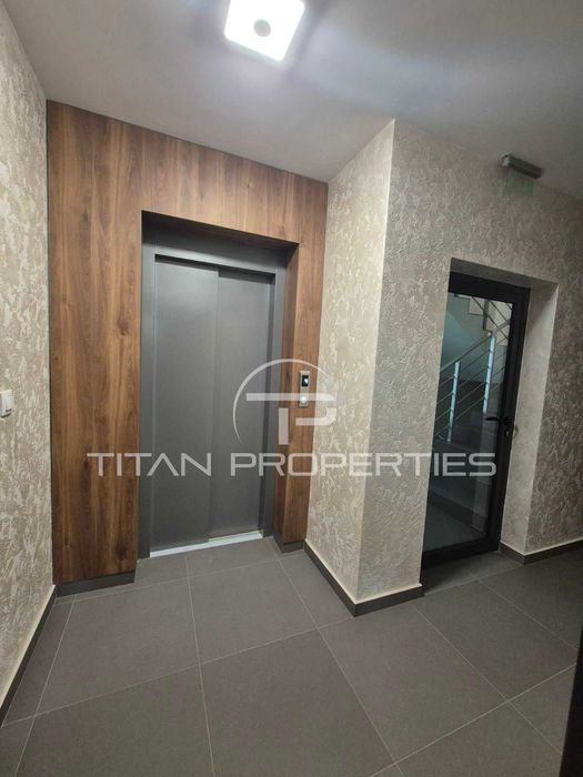 Двустаен апартамент в Коматево