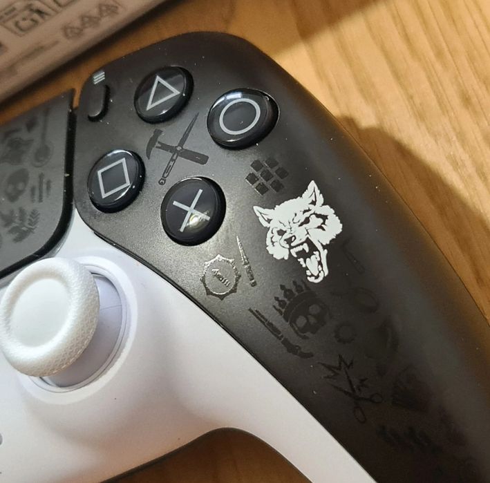 PS5 контролер The Last of Us – като нов, без забележки!