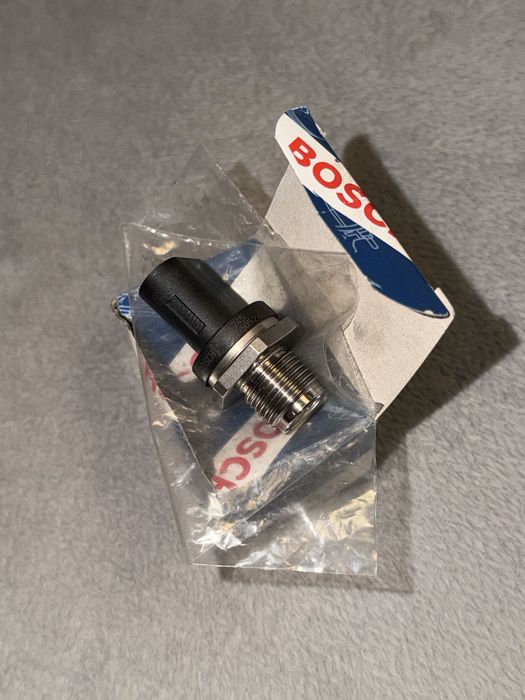Senzor presiune combustibil m50d/ bosch 0 281 006 245