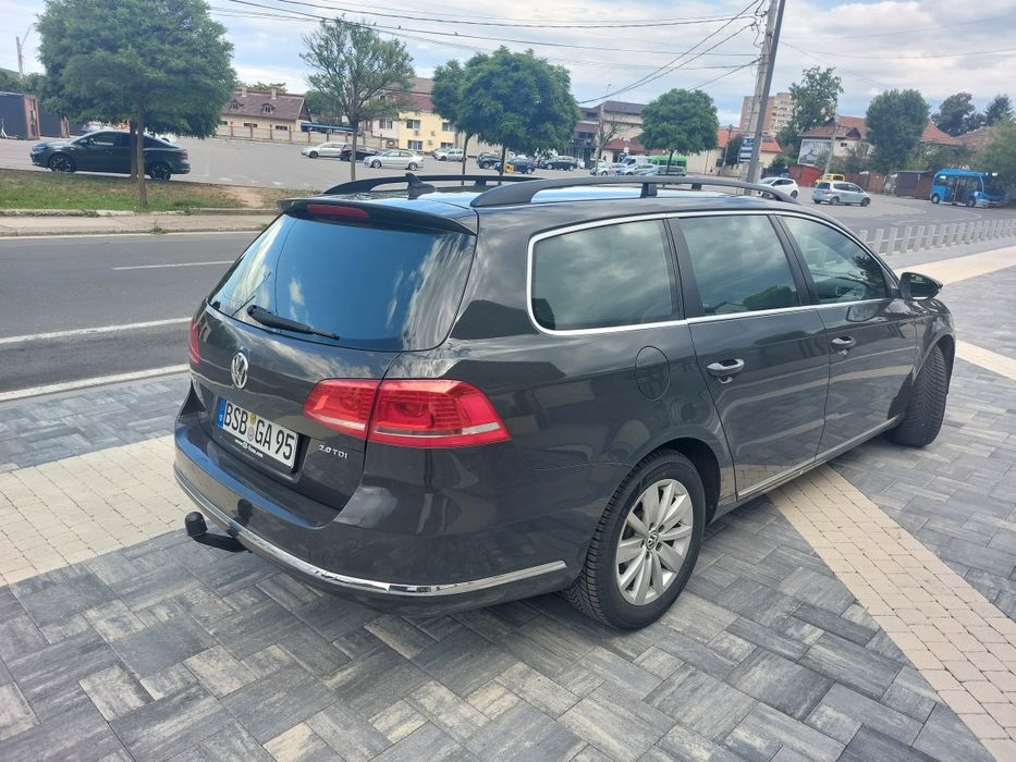 Vand VW Passat 2.0TDI cutie automata, inmatriculat pe Ro