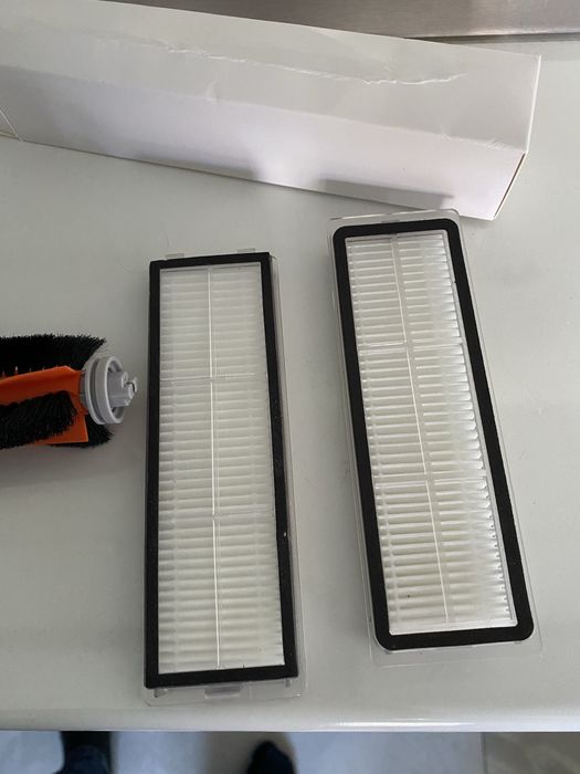 Филтри и четка за робот