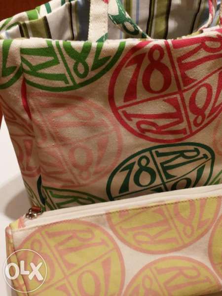 Нови Козметична чантичка и несесер Rene Lezard