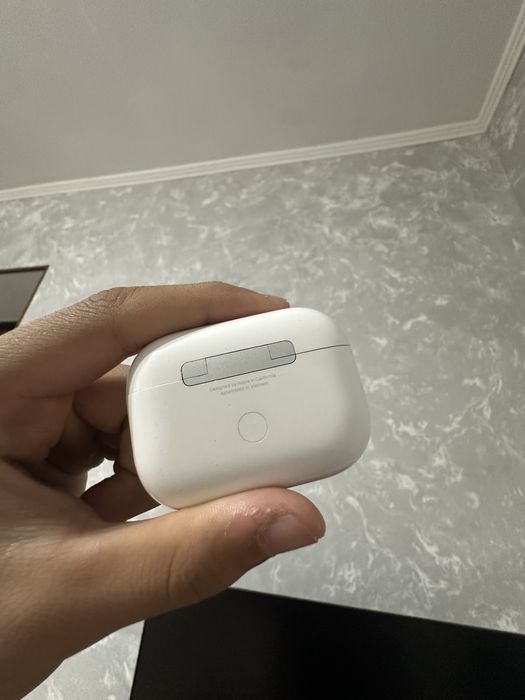 Продается AirPods pro 2 lighting