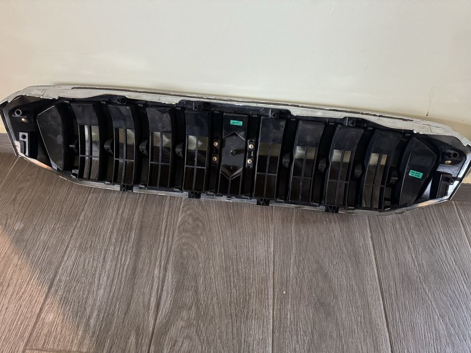 Оригинална решетка Сузуки СХ4 Suzuki SX4 S-Cross