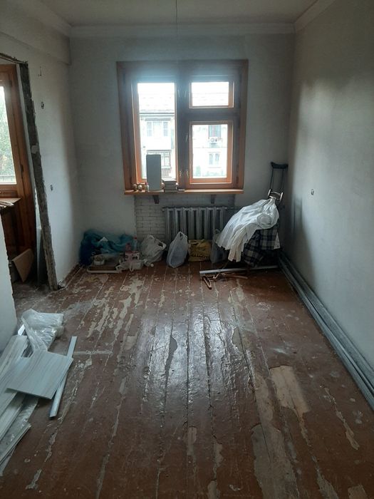 Продам 2х Амре Кашаубаева 5(хрущ.)!