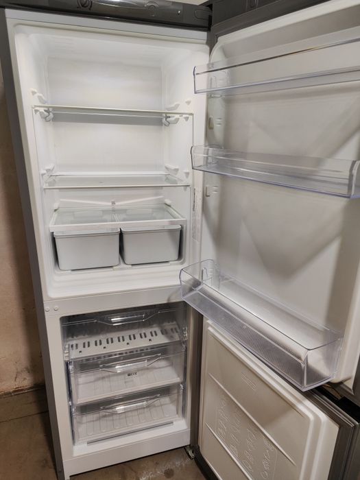 Холодильник рабочий