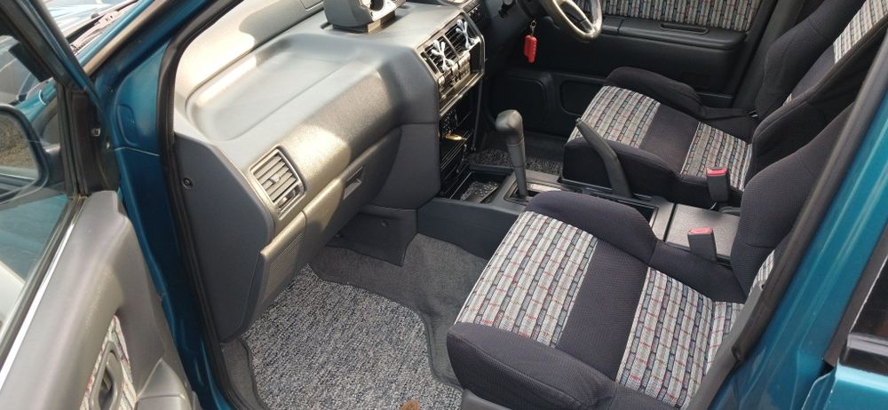 Продам машину RVR