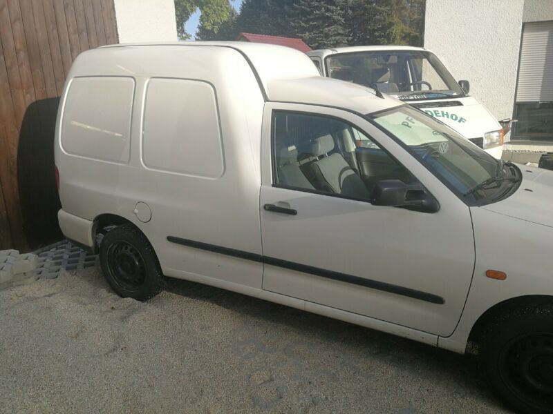 НА ЧАСТИ! VW Caddy II 1.9 SDI 64 кс. 2003 г. , Бял Кади СДИ