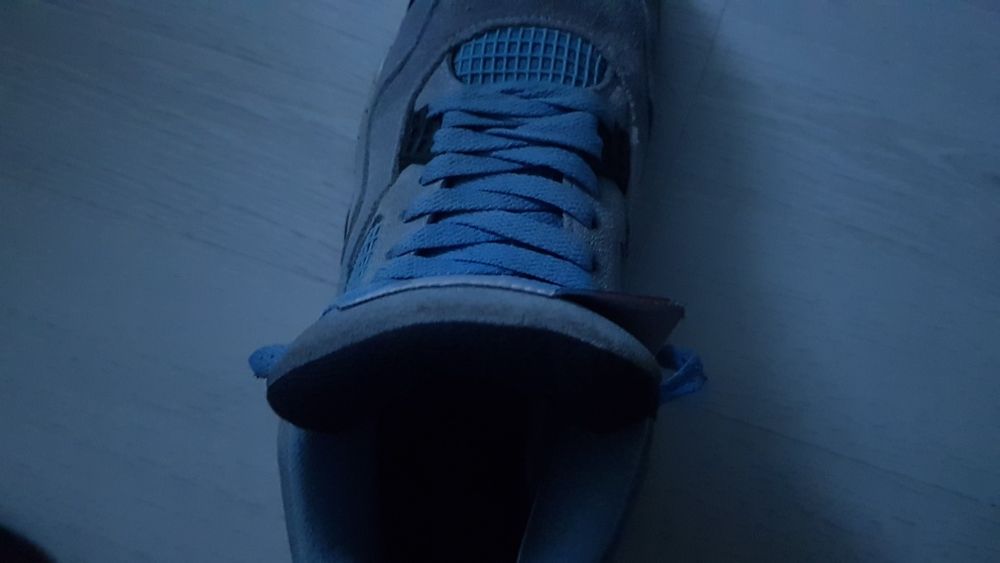 Jordan 4 university blue