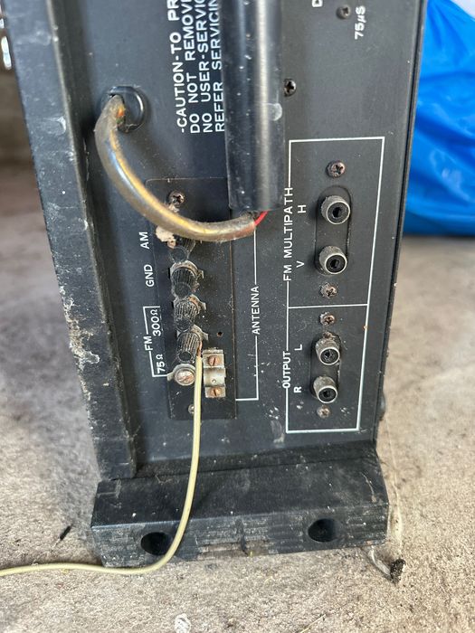 Vând Radio lenco T30 funcțional.