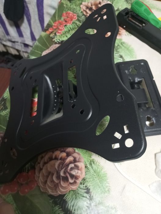 Срочно Продам телевизор Haier