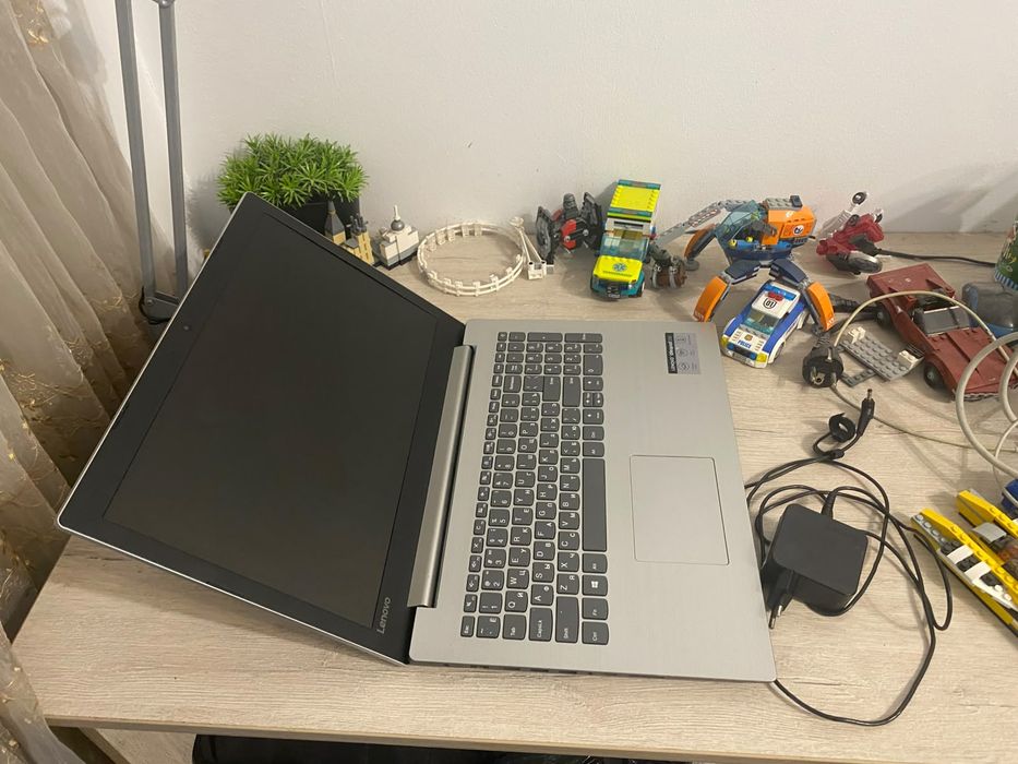 Lenovo Ryzen 5/12/1024