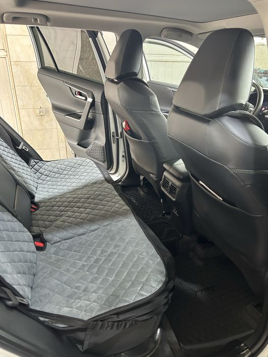 Продаю Toyota rav4
