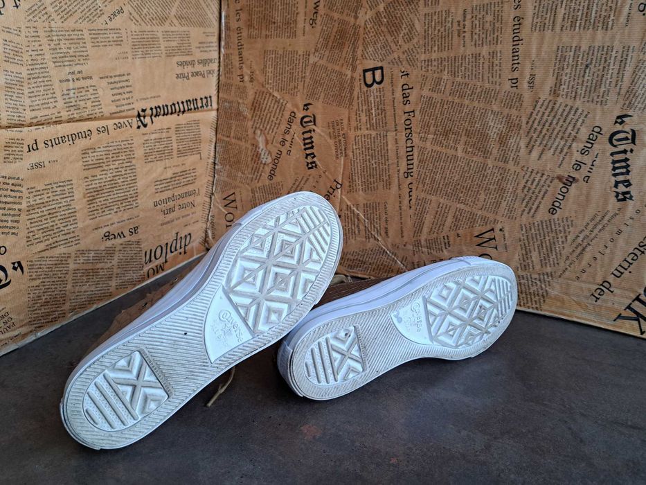дамски кецове,детски гуменки,спортни обувки,маратонки,Converse,ном.35