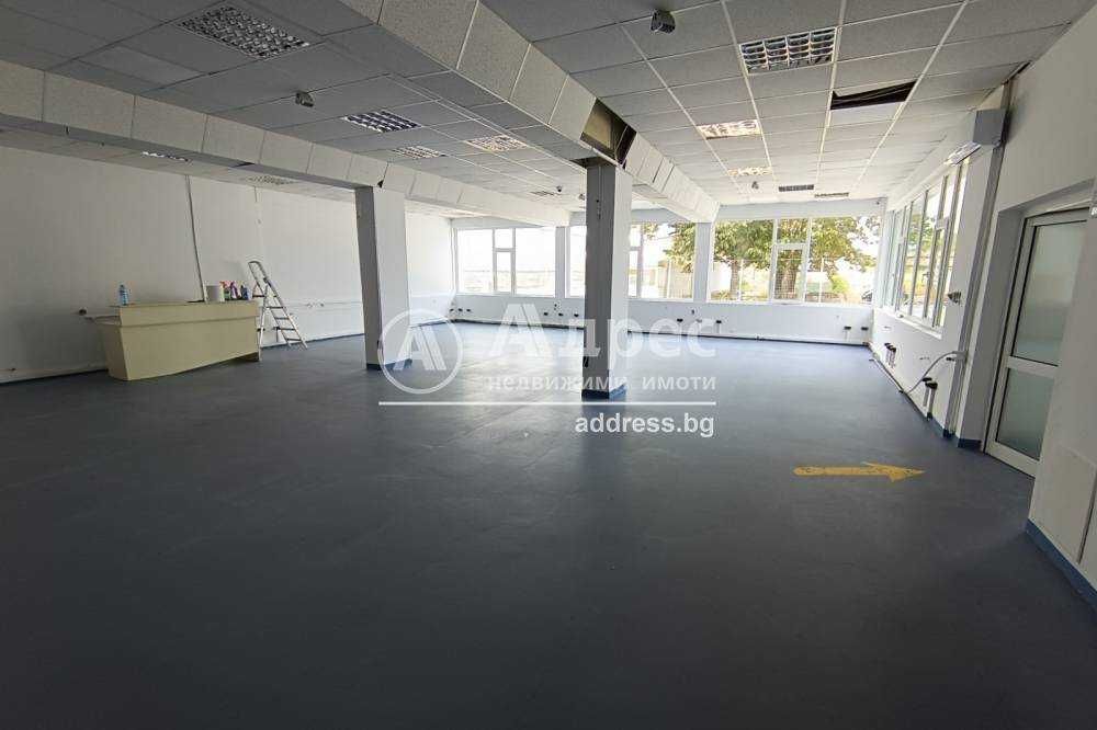 Отдава се под наем цех