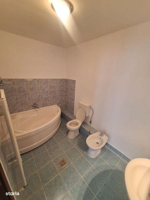 Casa P+etaj in Vlădesti