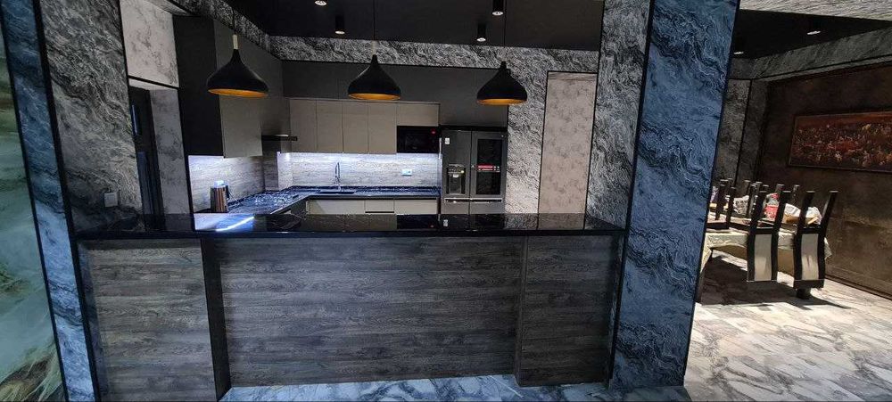 Кухни  на  заказ