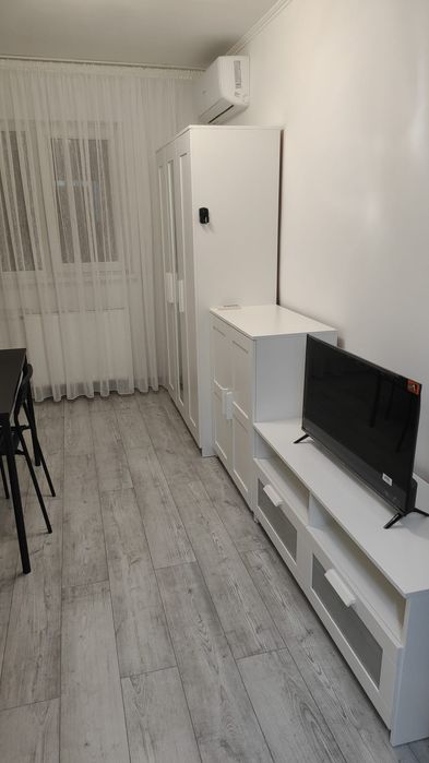 închiriez garsonieră Tomis Nord,strada Badea Cartan