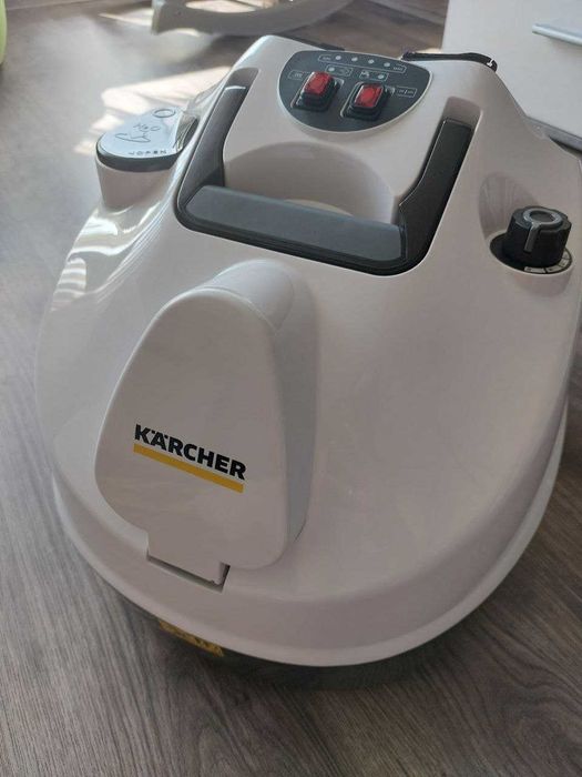 Перяща прахосмукачка Karcher SV 7