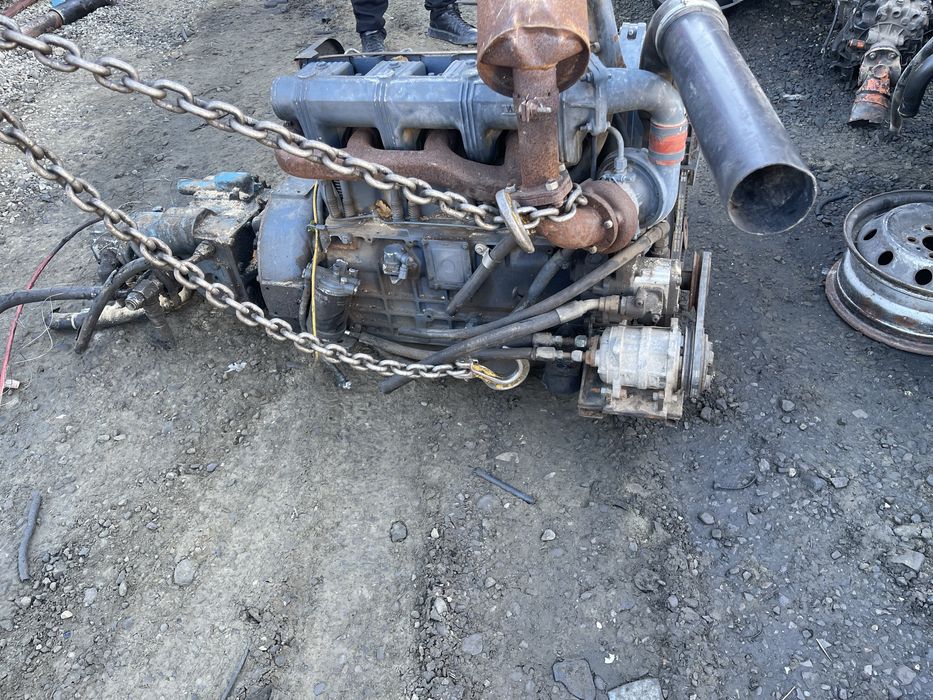 Motor V M. În 4 pistiane