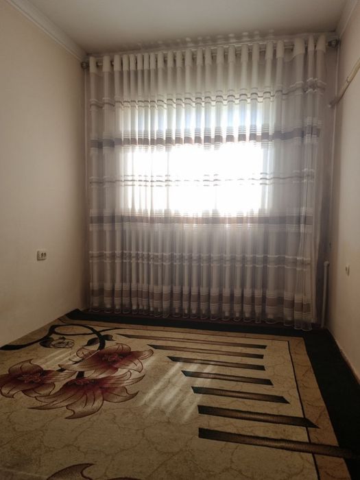 4 хонали Уй сотилади. Манзил: Жиззах шахар заргарлик махалласи