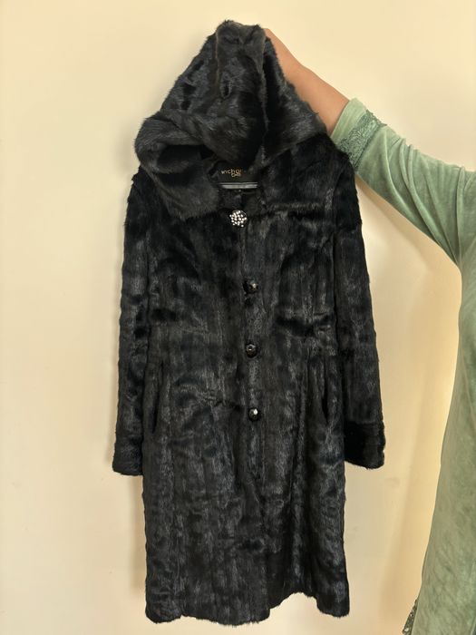 Продаю шубу почти новая