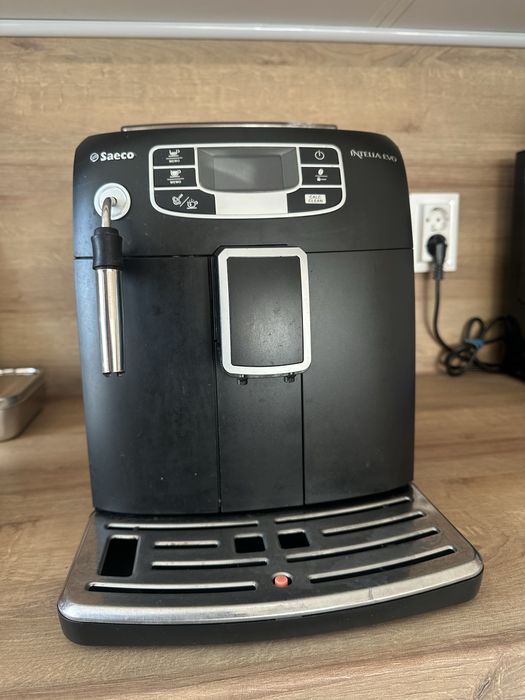 Кафемашина - Saeco Intelia Evo