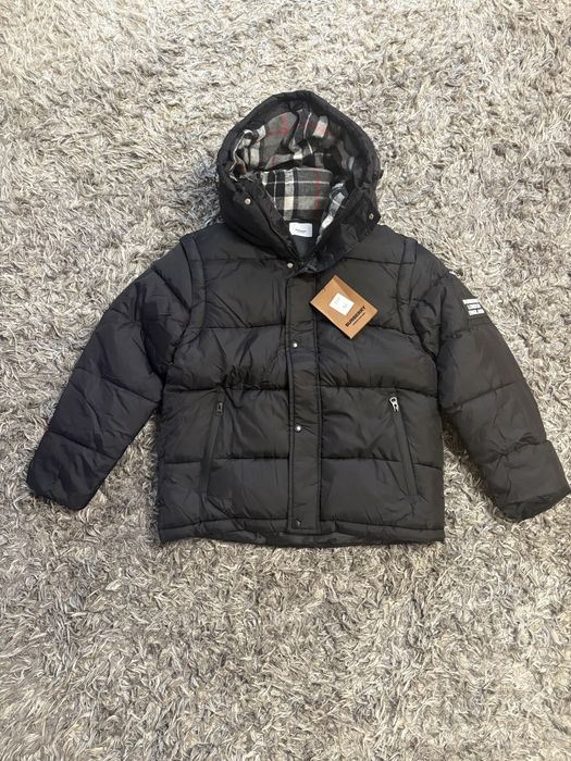 Geaca burberry nasture dezlipit