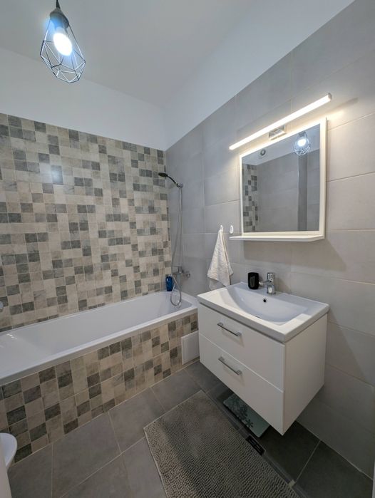 Apartament de închiriat