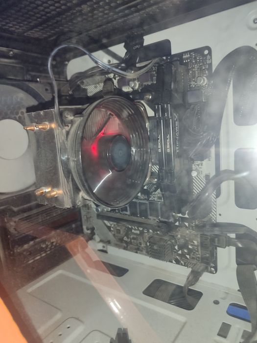 Ryzen 5 3400g, 1tb + 512gb, 16gb RAM, Vega 11