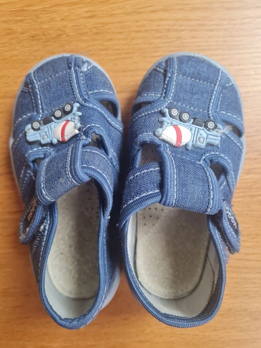 Детски пантофи 22 размер