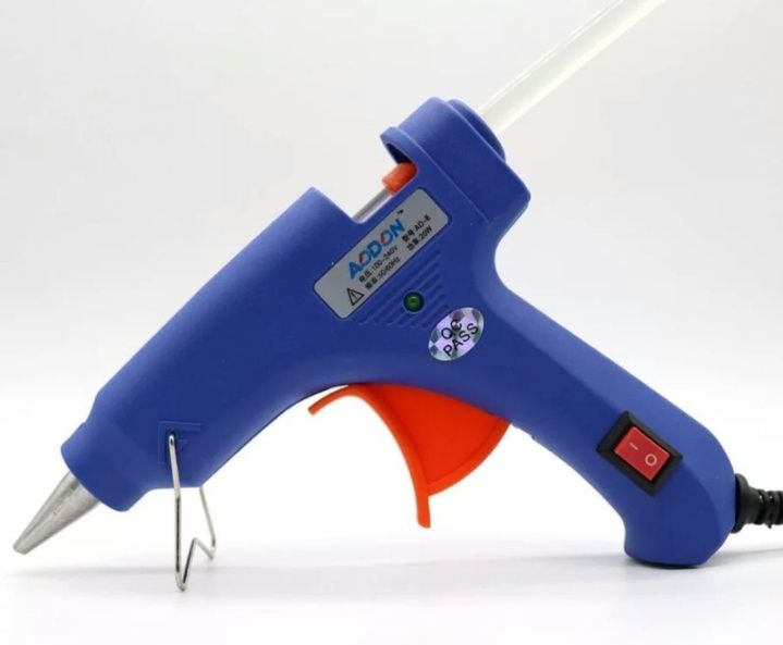 Клеевой пистолет