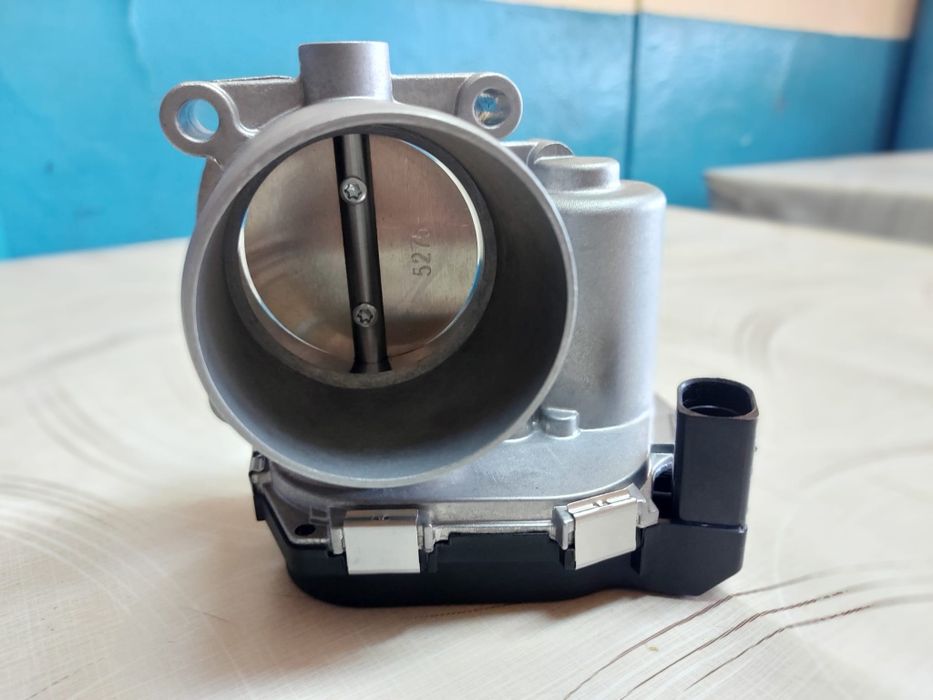Clapeta acceleratie VW Golf 6 1.4 tsi benzina  cod 03C 133 062 T