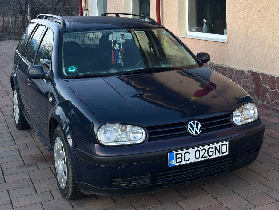 VW Golf 4 / 1.4 benzina in stare buna cu toate actele valabile !!
