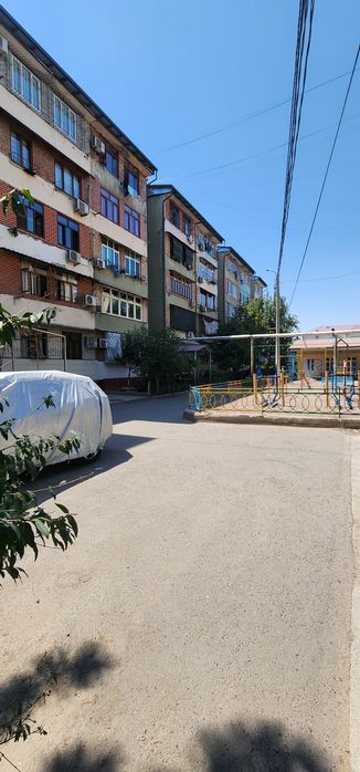 Метро Гунча 4комнатная  85квм 2*6 балкон не торец мебел техники