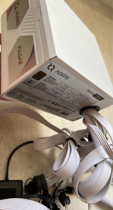SURSA  PC 750W 80+ branze
