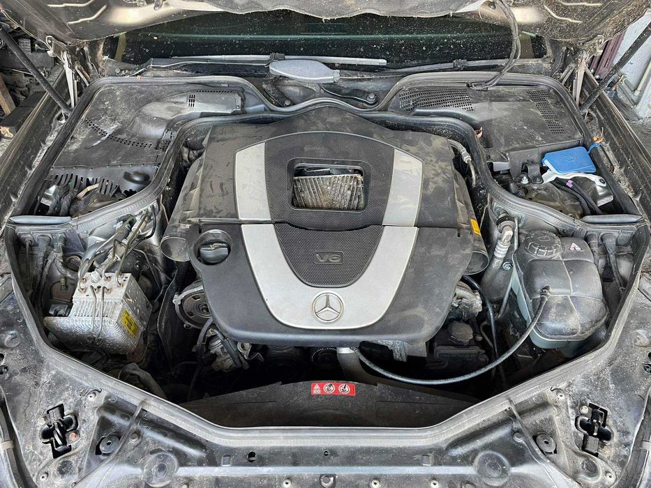 Mercedes-Benz CLS 350 3,5 бензин

Само на части