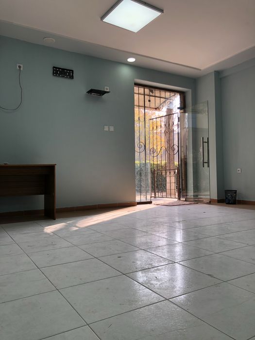 Сдается в аренду 30 м2 не жилое помещение на Чиланзаре 20 квартале