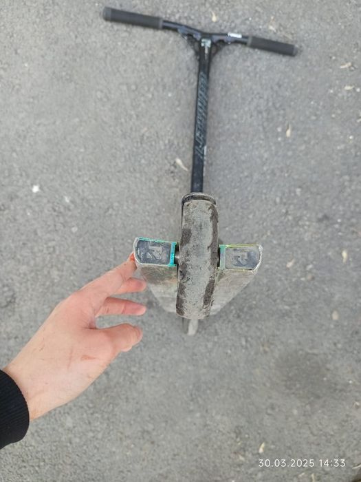 Продам трюковой самокат