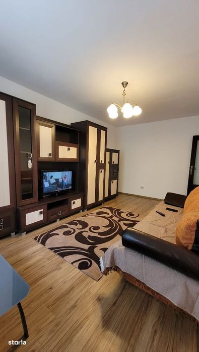 Inchiriem 2 Camere ,str.Hipodrom