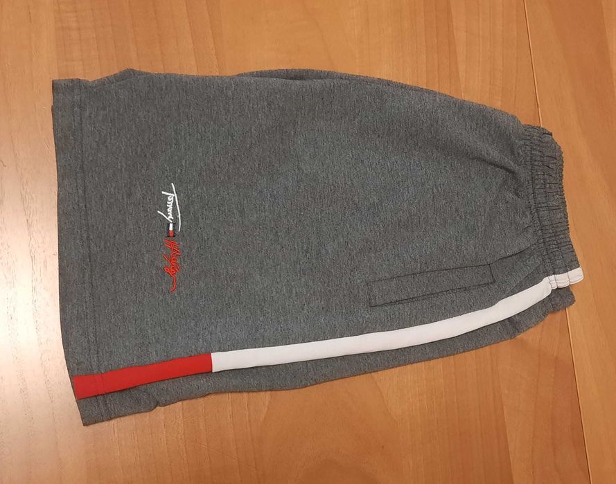 Tommy Hilfiger-Много Запазени