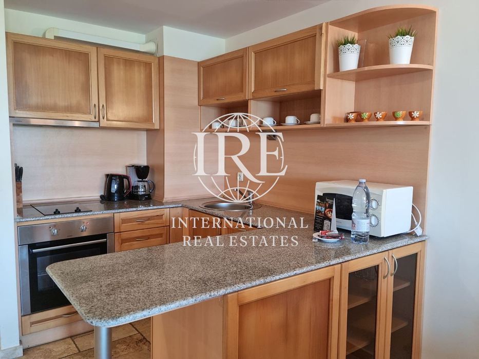 Продава се Тристаен апартамент в с. Топола, Област Добрич - 128 кв.м за 426 €/кв.м - Снимка #6