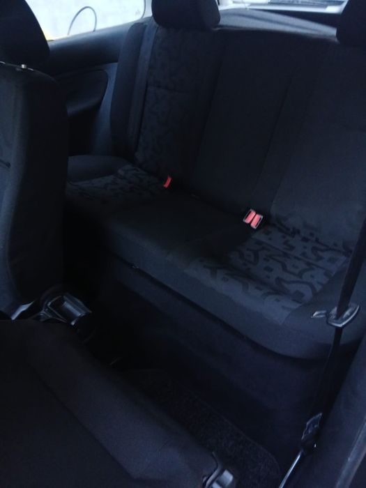Vând Golf 4 benzină 1.4/16  valve