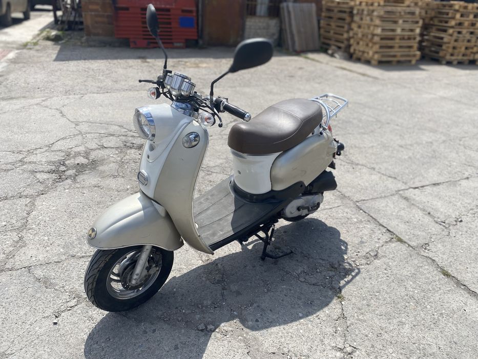 Скутер 50 сс ……………………..