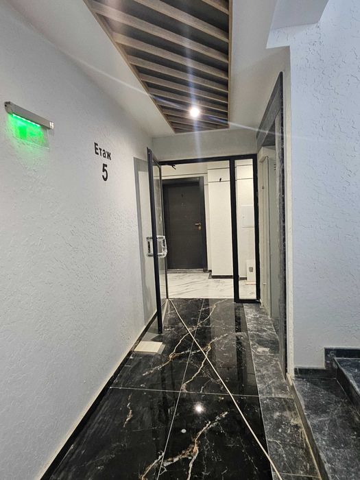 Продава се Двустаен апартамент в Пловдив, Остромила - 84 кв.м за 1393 €/кв.м - Снимка #5