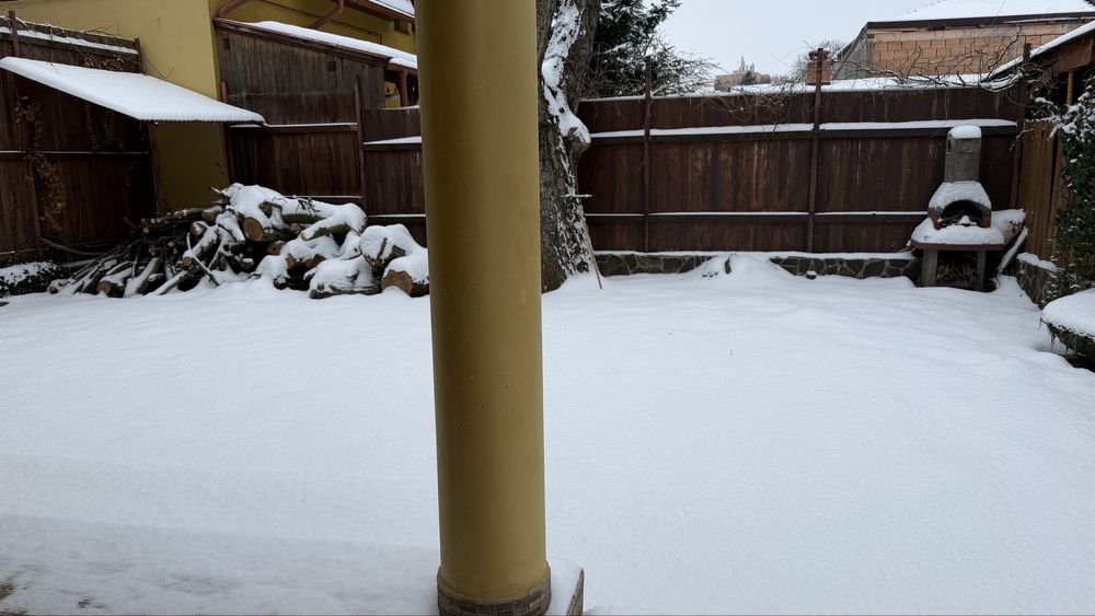 Inchiriez casa particulara zona Budai,singur in curte