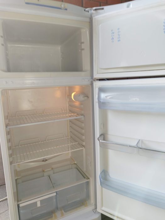 Ремонт холодильников морозильников холодильных витрин