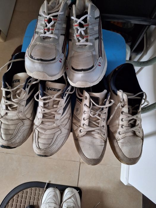 Vind 3 perechi de adidași