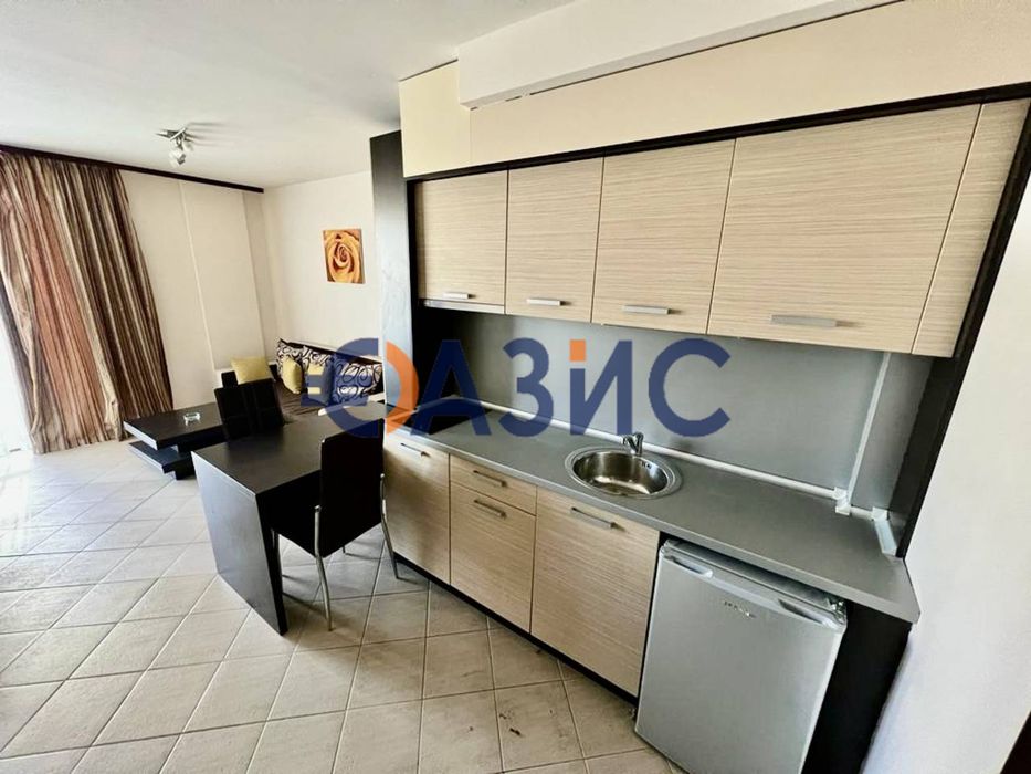 Продава се Едностаен апартамент в к.к. Слънчев бряг - 42 кв.м за 808 €/кв.м - Снимка #7